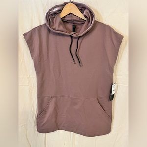 Z by Zella men’s sleeveless hooded sweatshirt. Size small